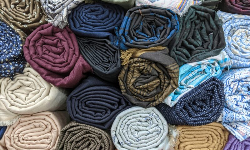 Pravilno kombinovanje boja, materijala i dužina obezbeđuje harmoničan i uravnotežen izgled